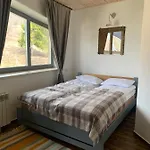 شاليه M.a.k.home